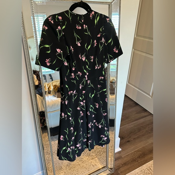 H&M - Picture 2 of 3